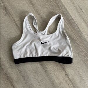 Nike White Sports Bra Size Medium
